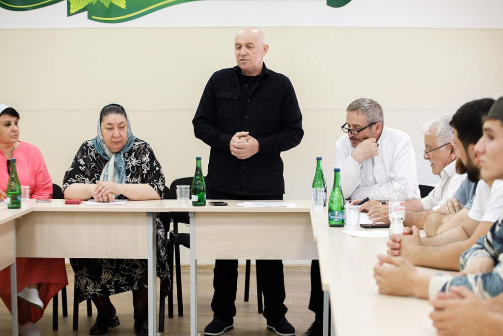 agrotekhnologicheskij-institut-vystupil-v-kachestve-diskussionnoj-ploshchadki-po-obsuzhdeniyu-innovacij-v-selskom-hozyajstve-ncfu-ru-01.jpg agrotekhnologicheskij-institut-vystupil-v-kachestve-diskussionnoj-ploshchadki-po-obsuzhdeniyu-innovacij-v-selskom-hozyajstve-ncfu-ru-01.jpg