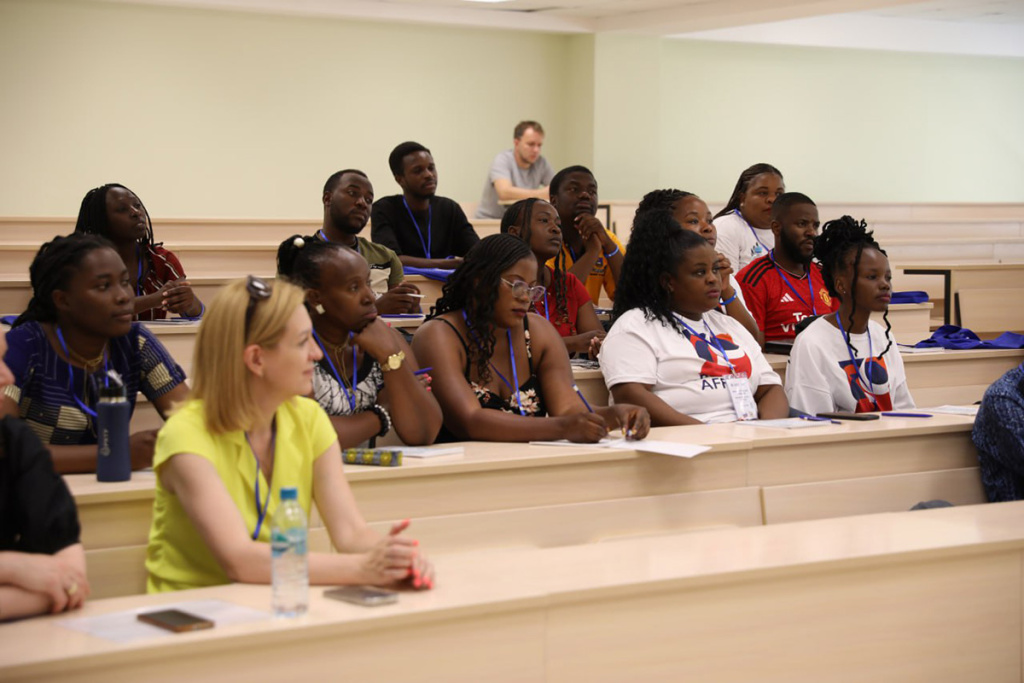 pedagogi-i-uchenye-iz-afriki-povyshayut-kvalifikaciyu-v-stavropolskom-krae-ncfu-ru-01 (6).jpg pedagogi-i-uchenye-iz-afriki-povyshayut-kvalifikaciyu-v-stavropolskom-krae-ncfu-ru-01 (6).jpg