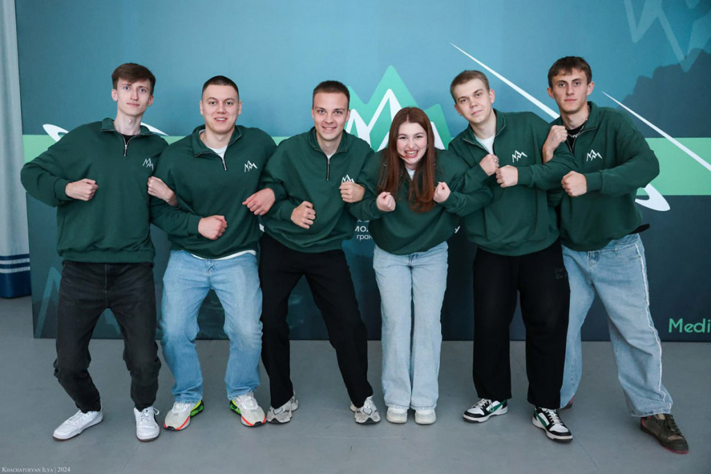 v-skfu-provoditsya-intensiv-dlya-liderov-obshchestvennogo-mneniya-ncfu-ru-01 (2).jpg
