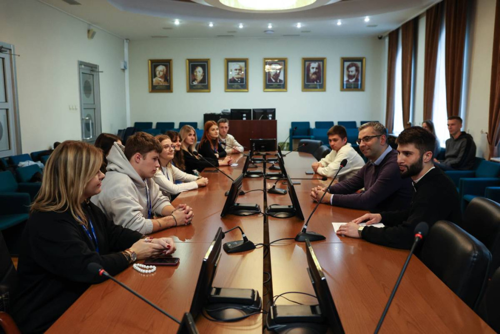 mezhdunarodnyj_obmen_skfu_s_vizitom_posetili_studenty_iz_belarusi_ncfu_ru_01-_1_.jpg mezhdunarodnyj_obmen_skfu_s_vizitom_posetili_studenty_iz_belarusi_ncfu_ru_01-_1_.jpg