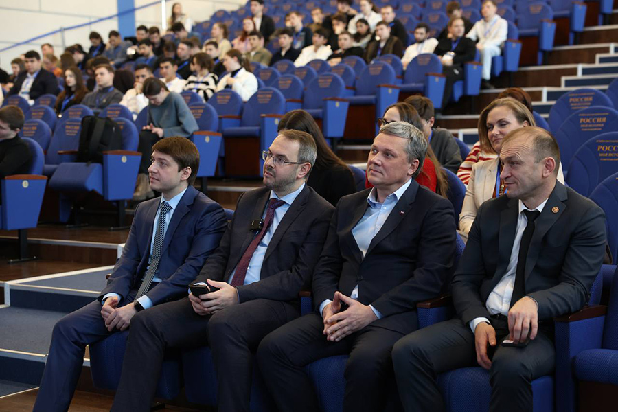 istoriya-glazami-molodyozhi-na-severnom-kavkaze-prezentovali-novyj-mediaproekt-ncfu-ru-03.jpg istoriya-glazami-molodyozhi-na-severnom-kavkaze-prezentovali-novyj-mediaproekt-ncfu-ru-03.jpg