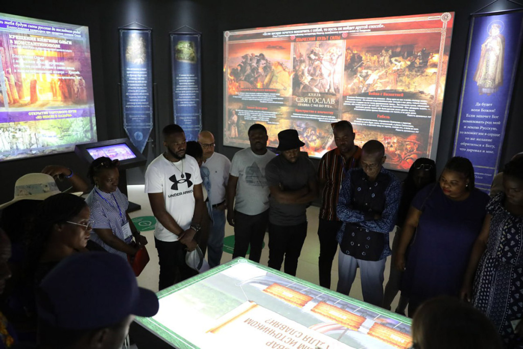 pedagogi-i-uchenye-iz-afriki-povyshayut-kvalifikaciyu-v-stavropolskom-krae-ncfu-ru-01 (4).jpg pedagogi-i-uchenye-iz-afriki-povyshayut-kvalifikaciyu-v-stavropolskom-krae-ncfu-ru-01 (4).jpg