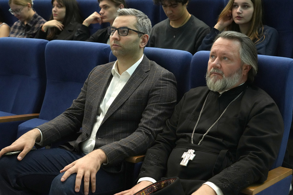 s-sentyabrya-v-skfu-nachnut-obuchenie-novomu-kursu-istoriya-religij-rossii-ncfu-ru-01 (3).jpg s-sentyabrya-v-skfu-nachnut-obuchenie-novomu-kursu-istoriya-religij-rossii-ncfu-ru-01 (3).jpg